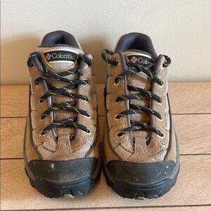Columbia Johnny Rail Hiking Boots SZ 5